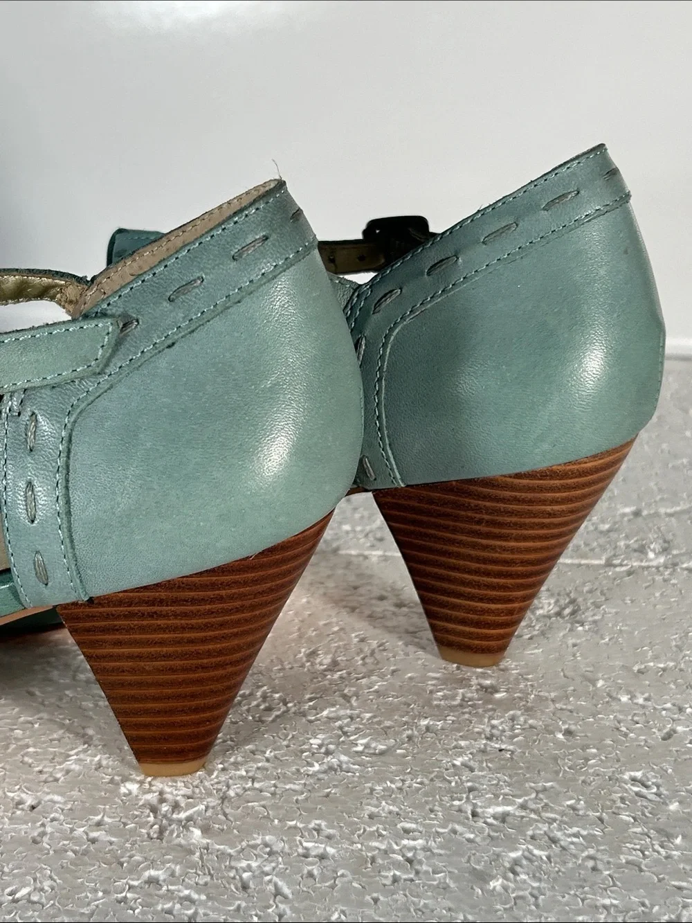 Seychelles SZ 10 Aqua T-Strap Peep Toe Heel Tassel Retro Vintage 40S Rockabilly